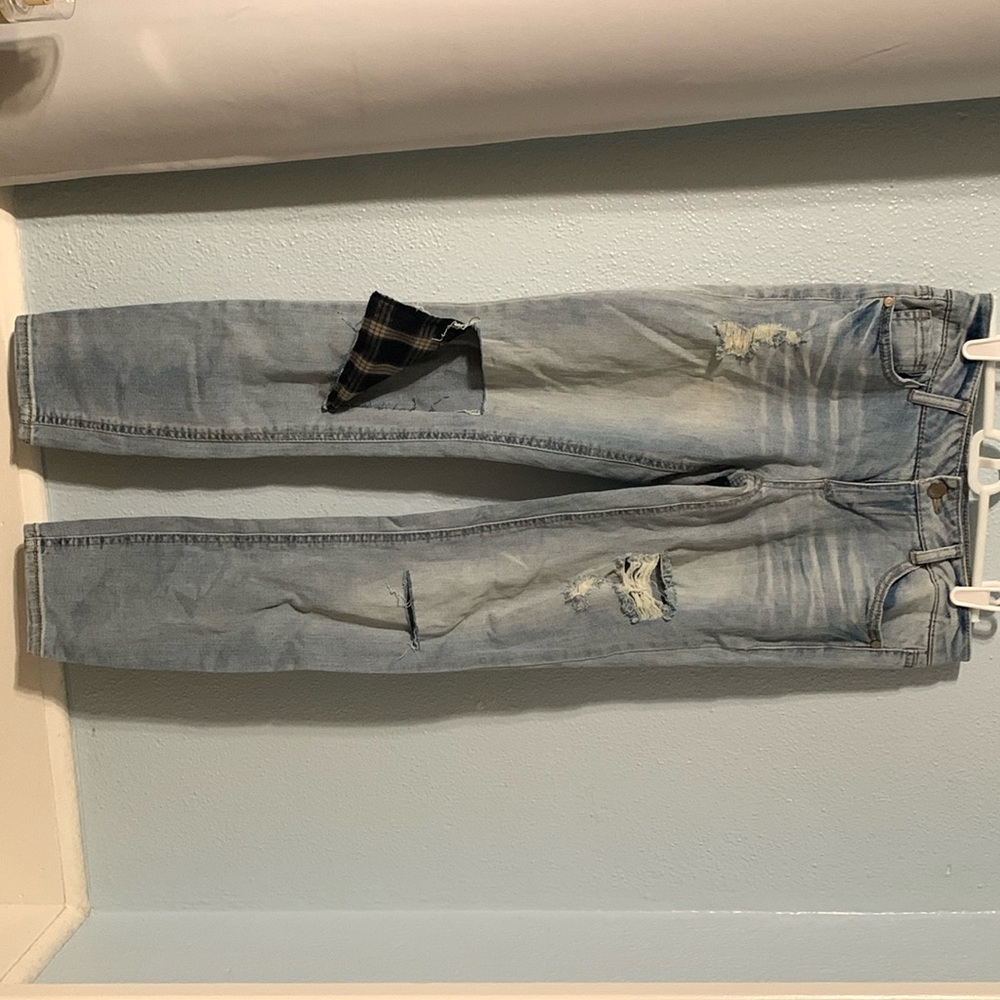 Light wash jeans